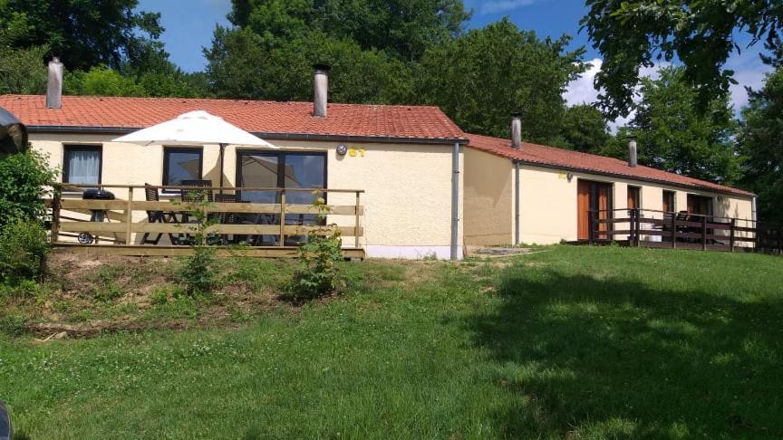 Bungalows Du Lac De Rabais Βιρτόν Εξωτερικό φωτογραφία